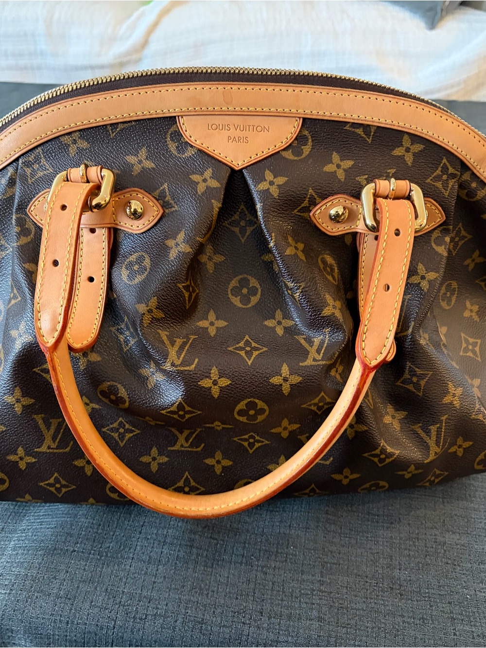 Louis Vuitton Tivoli GM Monogram Handbag – M40144